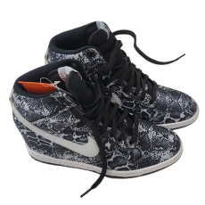 NIKE 키높이 운동화 (240)