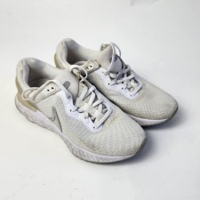 NIKE 여성 러닝화 235MM