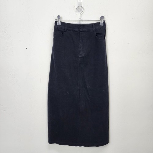 RIRINCO 블랙 일자 데님스커트