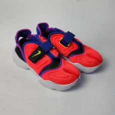 NIKE 아쿠아리프트 220MM